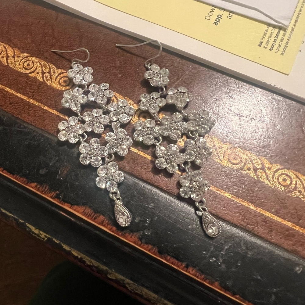 Francescas Sparkly drop earrings